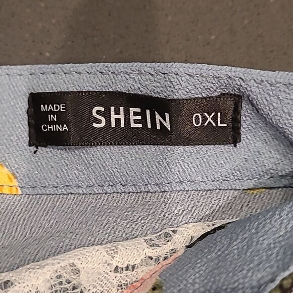 SHEIN sz 0XL poly fabric with lace - Picture 11 of 11